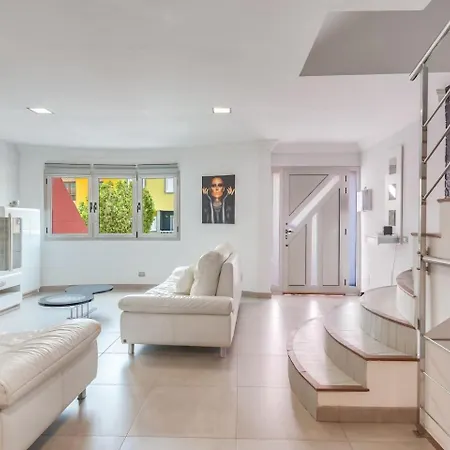 Encanto Arinaga Holiday home *